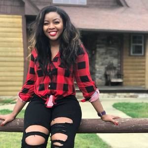 Meet your Posher, Daniella